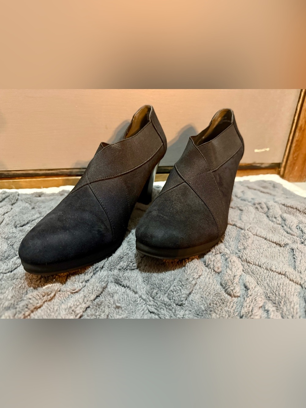 Andrew Geller Black Suede Slip-On Heels (9)